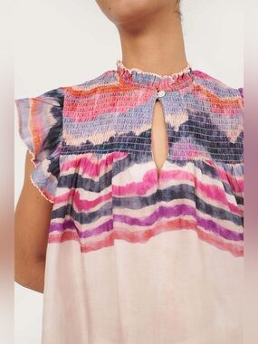 Chufy Juni Top Kaia Ivory Northern Lights Women’s Short Sleeve Top Size Small